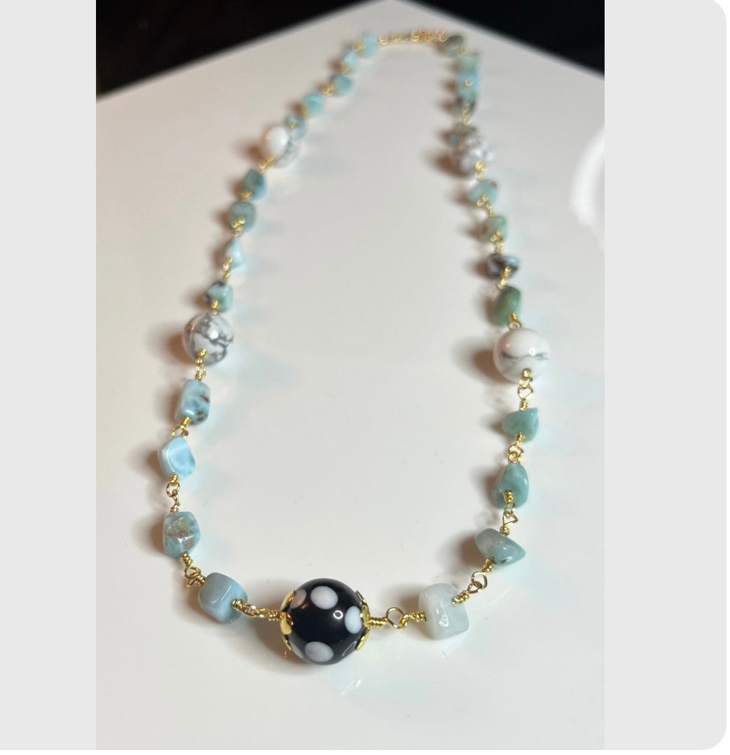 Larimar Howlite Conta di Ojo Beaded Necklace