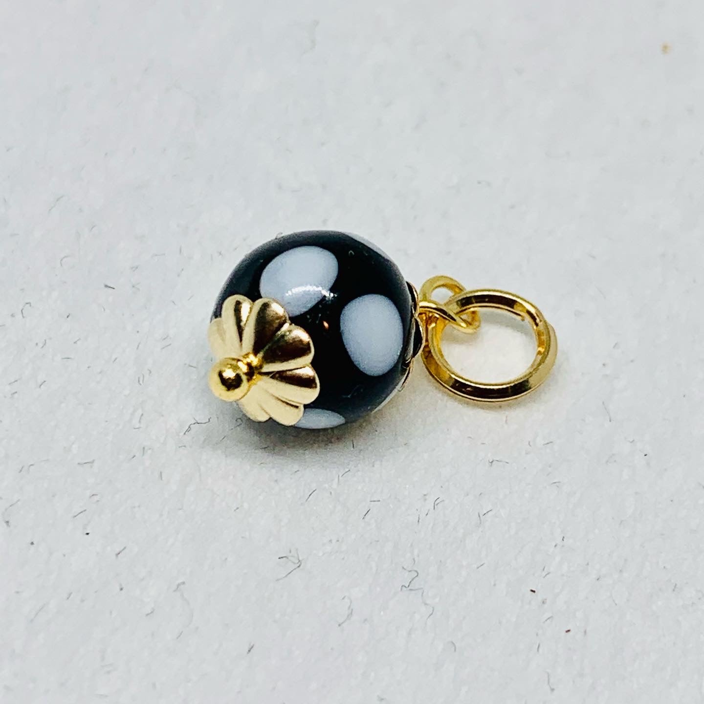 Cape Verdean Conta di Ojo Pendant