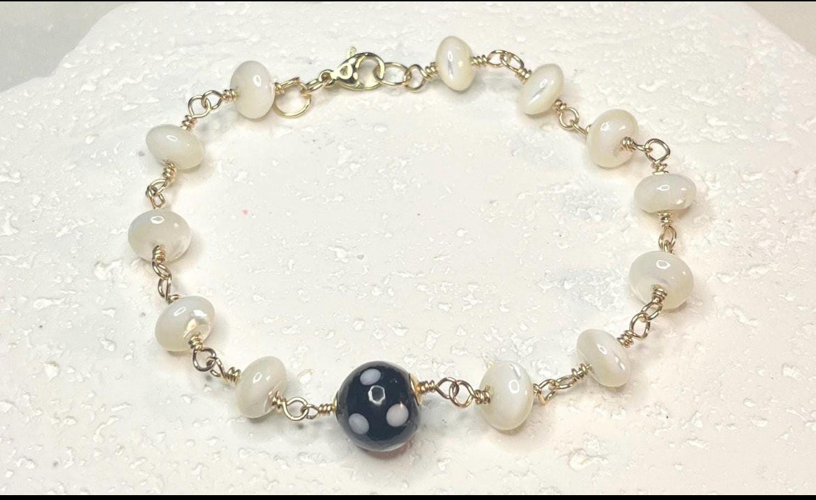 Conta di Ojo Gemstone Wired Bracelets