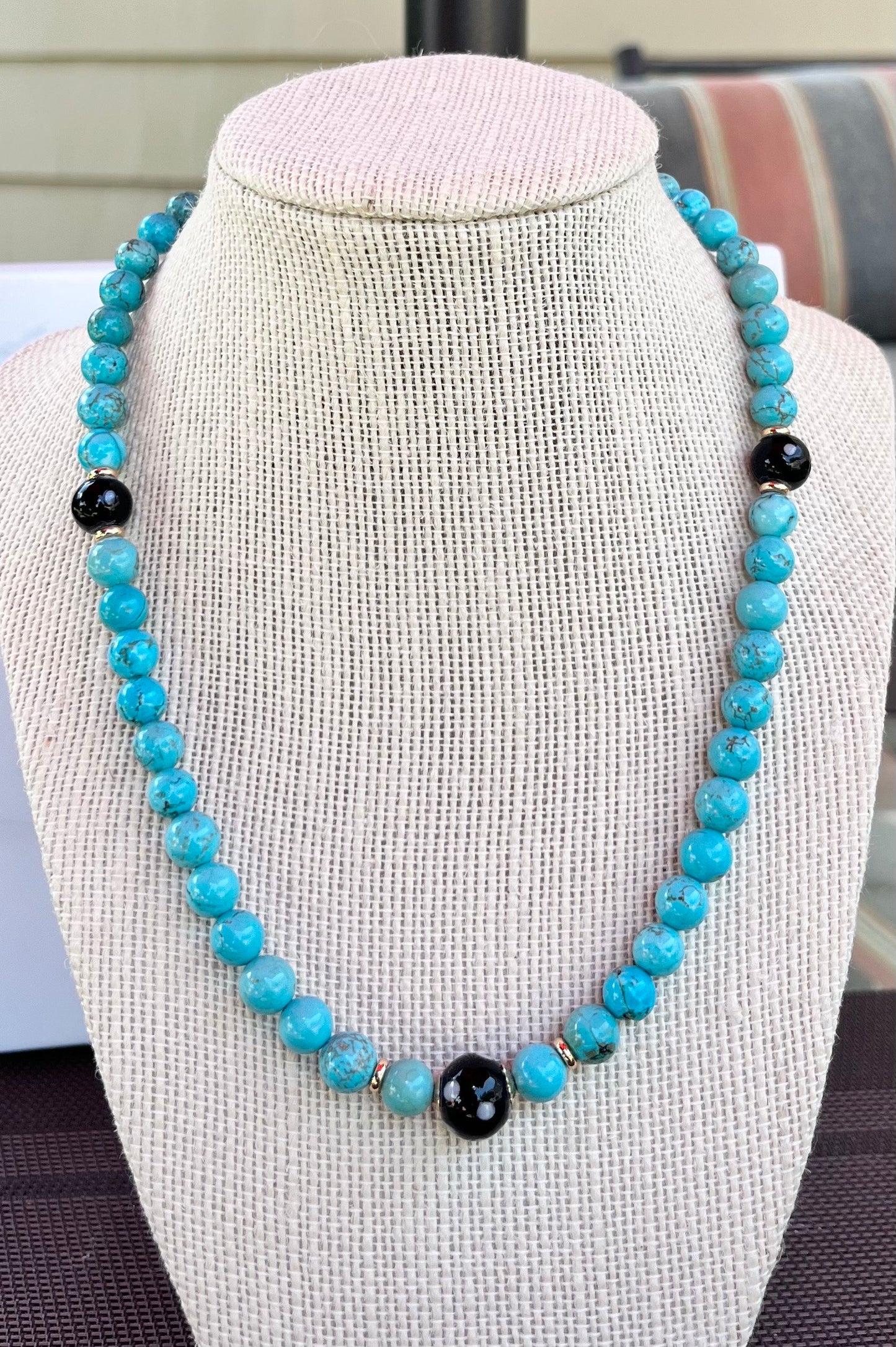 Turquoise Howlite Conta di Ojo Beaded Necklace