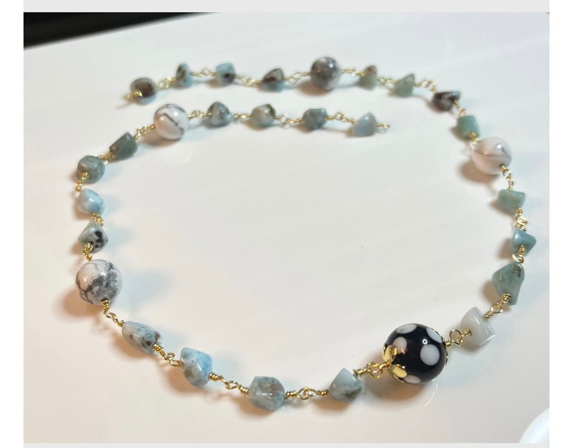 Larimar Howlite Conta di Ojo Beaded Necklace
