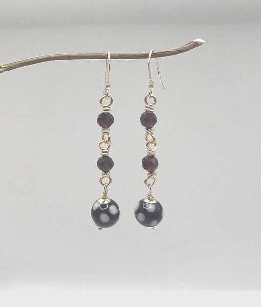Conta di Ojo Garnet - January Birthstone - Valentines Day Earrings