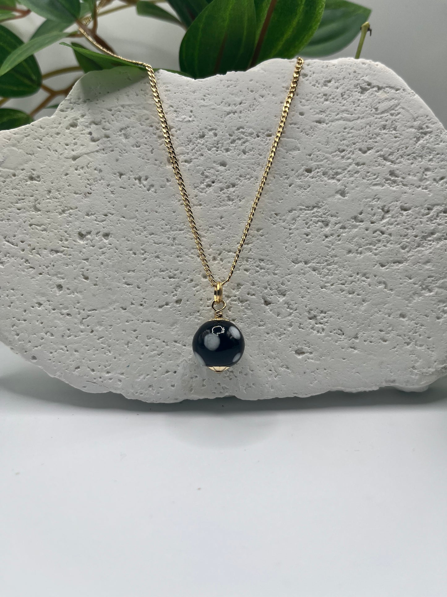 Conta di Ojo Necklace