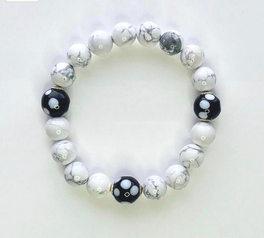 White Howlite Beaded Stretch Bracelet