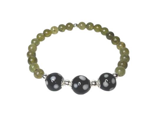 Green Peridot Conta di Ojo Stretch Bracelet